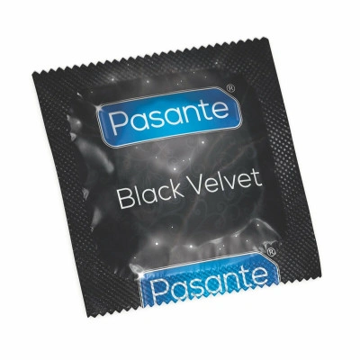 Черни Презервативи  Pasante Black Velvet